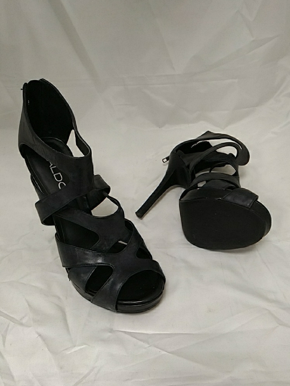 Aldo Vanhove-97 Black Leather Strappy High Heels with Rear Zippers Size 39